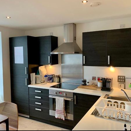 Beautiful Modern Sea-Side Apartment In The City 에든버러 외부 사진